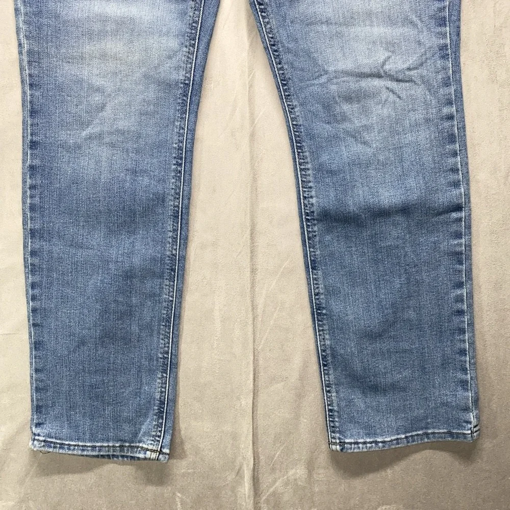Lee Denim Jeans 32x29 Light Blue Wash Classic‎ Fit Five Pocket Distressed Casual